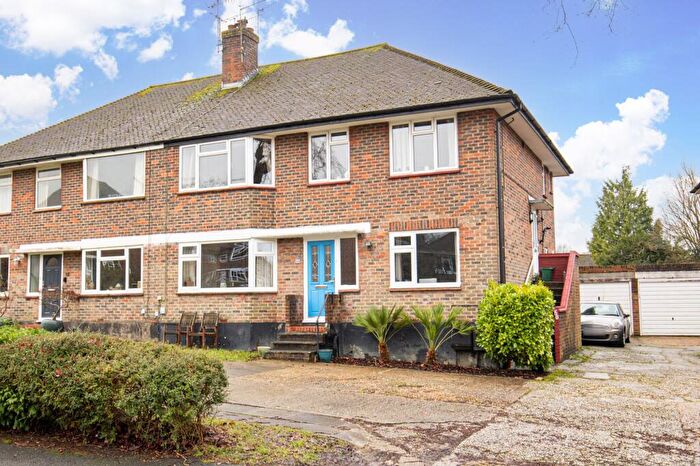 2 Bedroom Ground Maisonette For Sale In Halsford Park Road, East Grinstead, RH19
