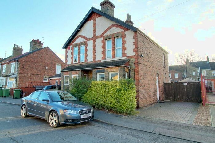3 Bedroom Semi Detached House To Rent In Gilpin Street, New England, Peterborough, PE1