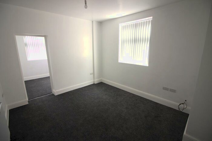 1 Bedroom Flat To Rent In King Street, Southport, PR8