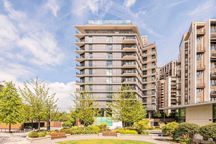 2 Bedroom Flat To Rent In Fountain Park Way, Shepherds Bush, W12