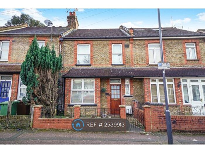 1 Bedroom Maisonette To Rent In Sherwood Road, Harrow, HA2