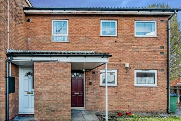 2 Bedroom Maisonette To Rent In Tudor Street, Tipton, DY4