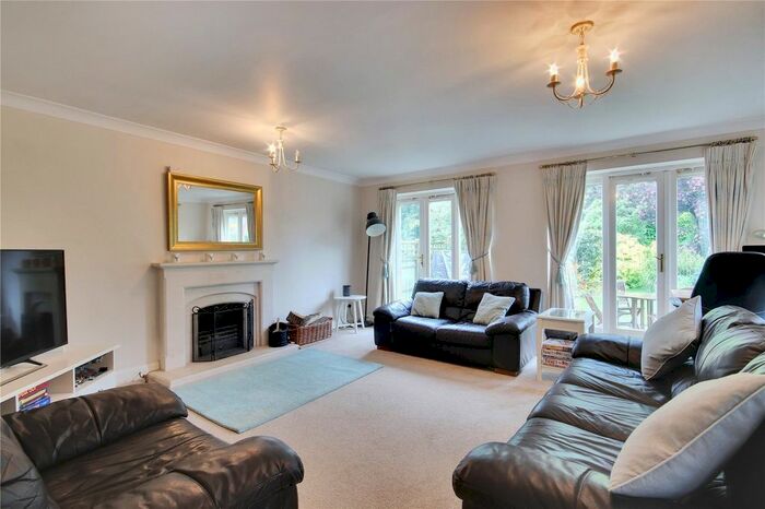 4 Bedroom Mews For Sale In Hildenbrook Farm, Riding Lane, Hildenborough, Tonbridge, TN11