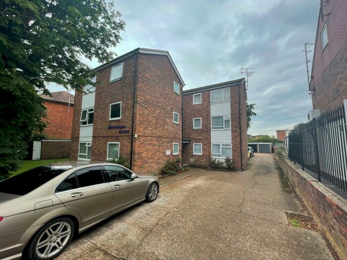1 Bedroom Flat To Rent In Devonshire Lodge, BN22