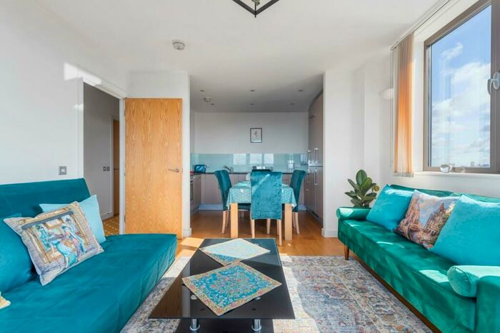 2 Bedroom Apartment For Sale In Kelday Heights, Spencer Way, London, E1