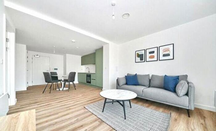 2 Bedroom Apartment To Rent In Calibra Court, Kimpton Road, Luton, LU2