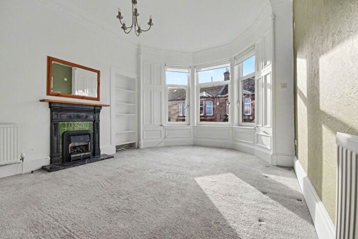 2 Bedroom Flat For Sale In Binnie Street, Inverclyde, Gourock, PA19