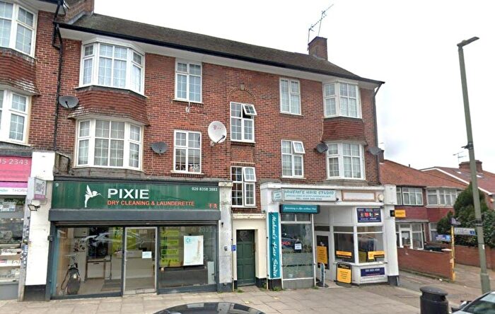 2 Bedroom Flat To Rent In Sheaveshill Avenue, Colindale, NW9