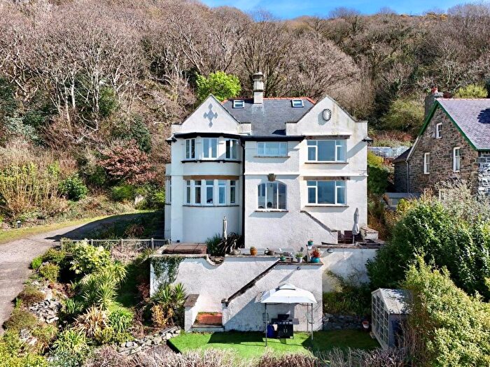 5 Bedroom Detached House For Sale In Bryn Gelli, Barmouth, LL42