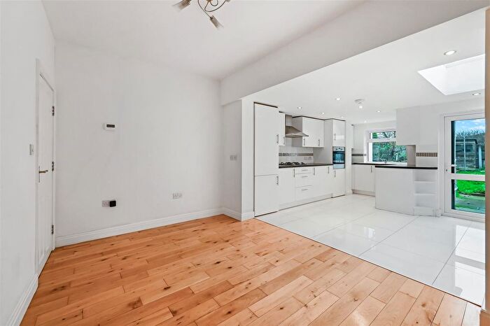 4 Bedroom Property To Rent In All Saints Road, London, SW19