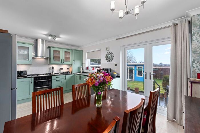 2 Bedroom Semi-Detached House For Sale In Eastwood Park, Fauldhouse, EH47