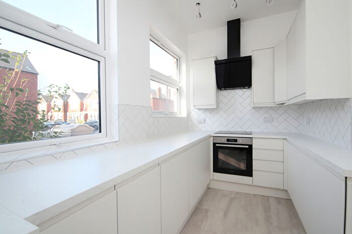 2 Bedroom Flat To Rent In Sneyd Lodge, Olive Road, Brent, NW2