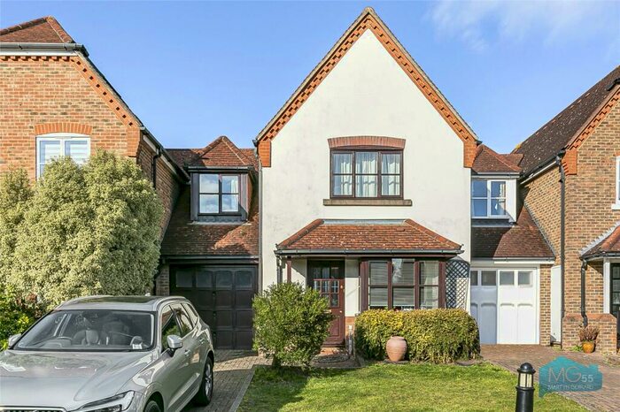 4 Bedroom Terraced House To Rent In Greenfield Drive, East Finchley, London, N2
