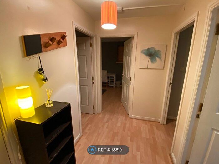 2 Bedroom Flat To Rent In Cleveden Road, Glasgow, G12