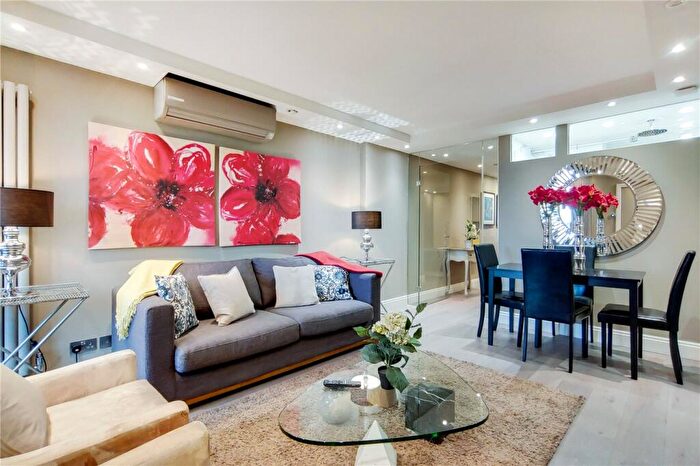 2 Bedroom Apartment To Rent In Cresta House, Finchley Road, London, NW3