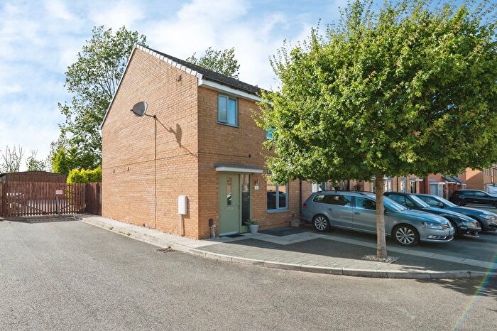 3 Bedroom Semi Detached House For Sale In Gibb Avenue, Darlington, Durham, DL1