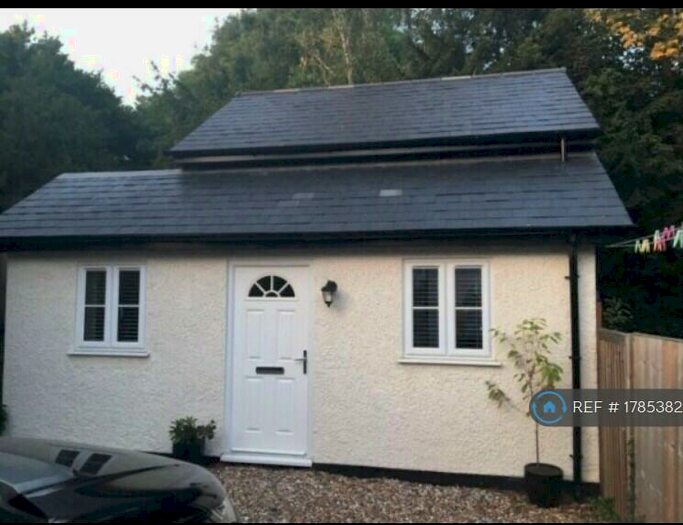 1 Bedroom Flat To Rent In Orchard Road, Stevenage, SG1