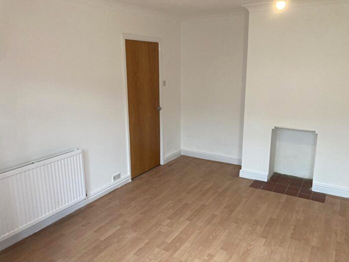 1 Bedroom Apartment To Rent In Ground Floor, Norcot Road Tilehurst Reading, RG30