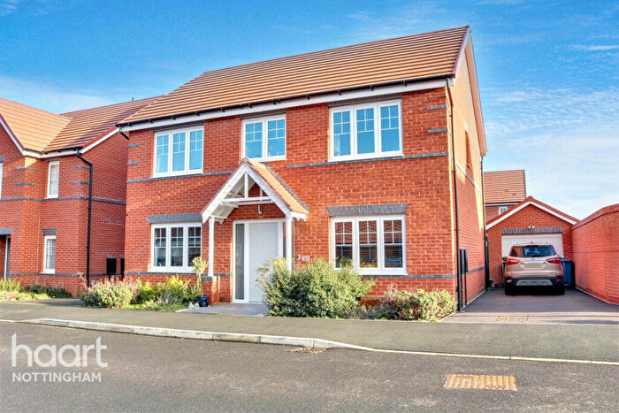 4 Bedroom Detached House To Rent In Pipit Grove, Nottingham, NG11