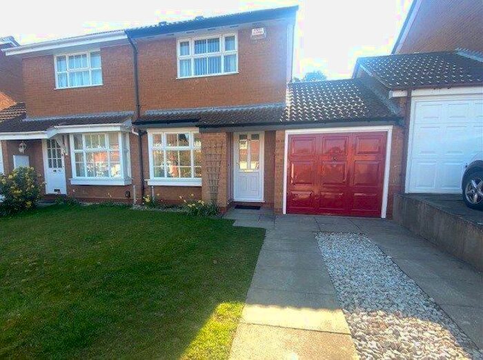 2 Bedroom Semi-Detached House To Rent In Shelsley Way, Solihull, West Midlands, B91