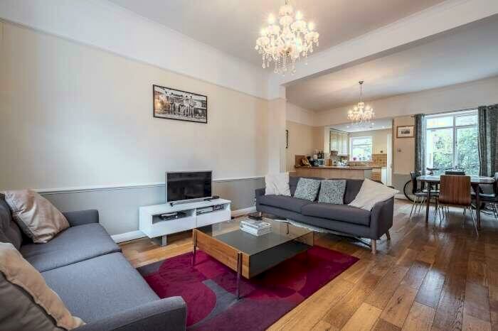 3 Bedroom Maisonette To Rent In Barnsbury Road London, N1
