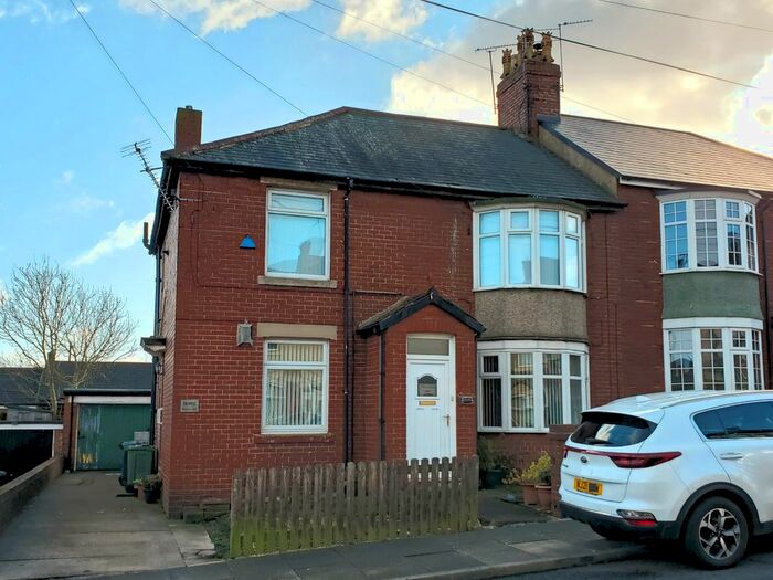 2 Bedroom Flat To Rent In Nursery Lane, Gateshead, NE10