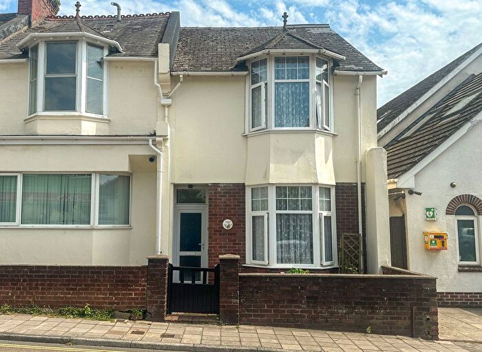 3 Bedroom Semi-Detached House For Sale In Torquay Road, Paignton, TQ3