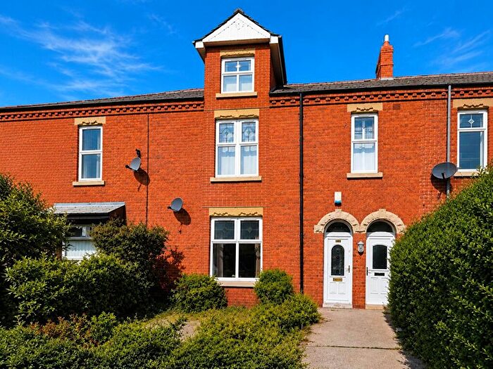 2 Bedroom Flat For Sale In Hayward Avenue, Seaton Delaval, Whitley Bay, Northumberland, NE25