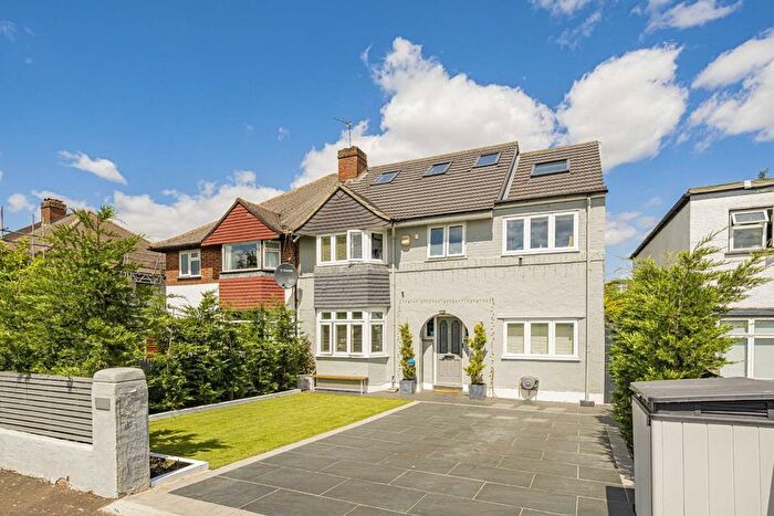 6 Bedroom Semi-Detached House To Rent In Staines Road, Twickenham, TW2
