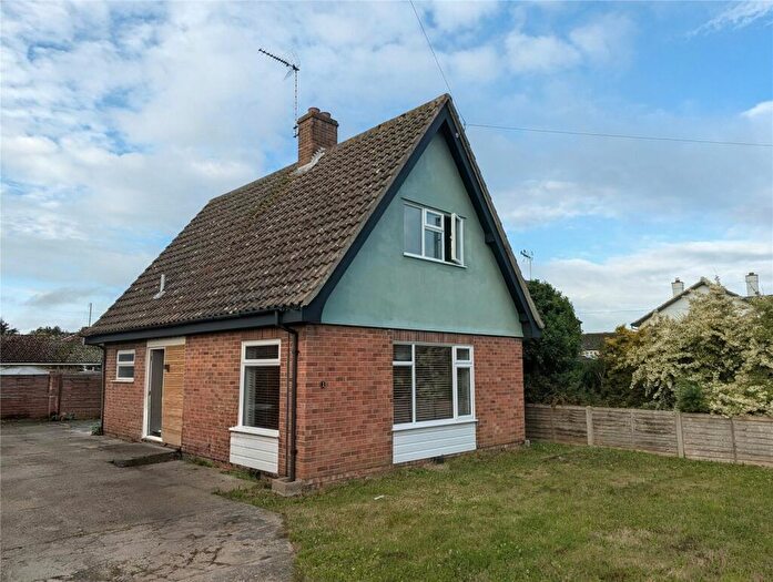 2 Bedroom Detached House For Sale In Field Lane, Kessingland, Lowestoft, Suffolk, NR33