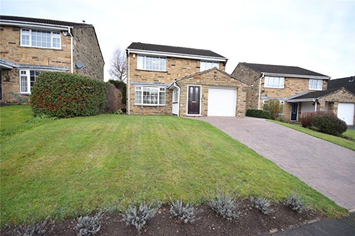 4 Bedroom Detached House To Rent In Ullswater Drive, Wetherby, West Yorkshire, LS22