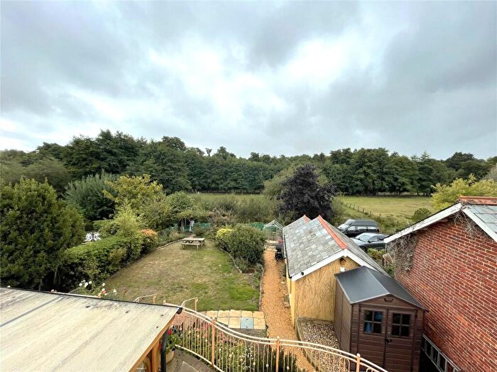 2 Bedroom Semi-Detached House For Sale In Ashford Road, Fordingbridge, Hampshire, SP6