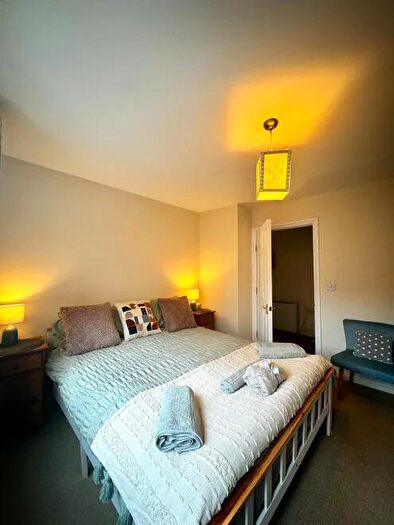 1 Bedroom Serviced Apartments To Rent In Mellish Street, London, E14