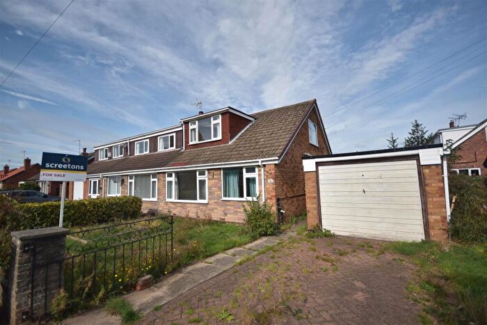 4 Bedroom Semi-Detached Bungalow For Sale In Broadacres, Carlton, Goole, DN14