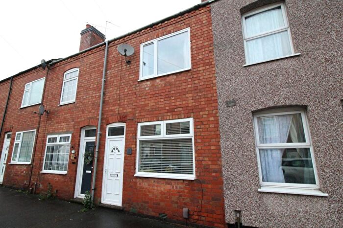 2 Bedroom Terraced House For Sale In William Street, Bedworth, Warwickshire, CV12