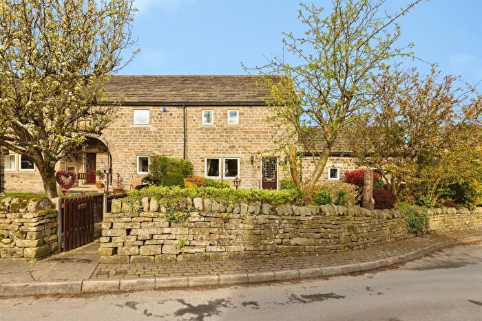 3 Bedroom Detached House For Sale In Smithy Lane, Wilsden, Bradford, BD15