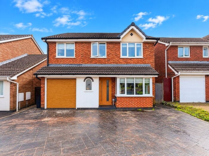 4 Bedroom Detached House For Sale In Greenwood Avenue, Horwich, BL6
