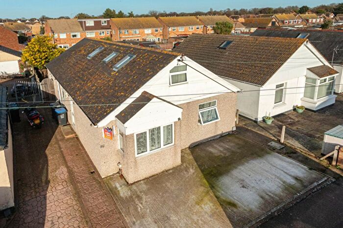 5 Bedroom Bungalow For Sale In Park Avenue, Birchington, Kent, CT7