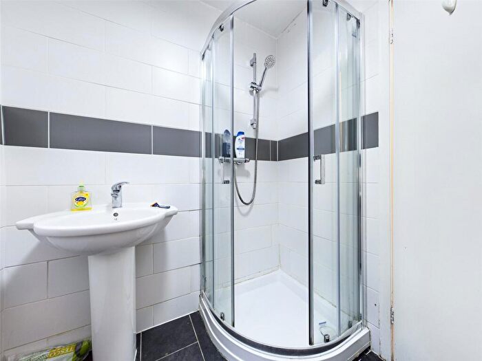 5 Bedroom Semi-Detached House To Rent In Wolverstone Drive, Brighton, BN1