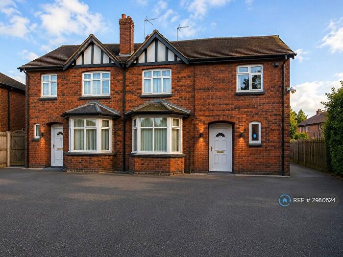 Studio To Rent In Porthill, Wolstanton, Newcastle-Under-Lyme, ST5
