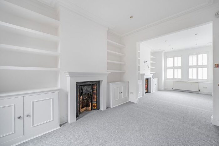 3 Bedroom Detached House For Sale In Hazeldean Road, Willesden, London, NW10