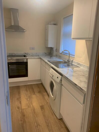Studio To Rent In Vicarage Way, Colnbrook, Slough, Berkshire, SL3