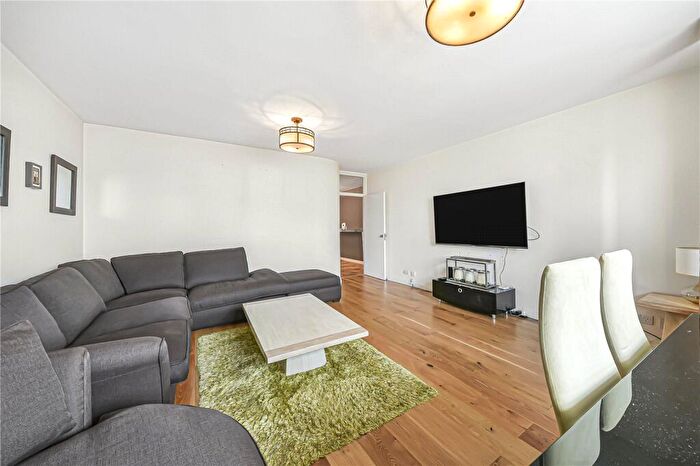 3 Bedroom Apartment To Rent In Marlborough Place, London, NW8