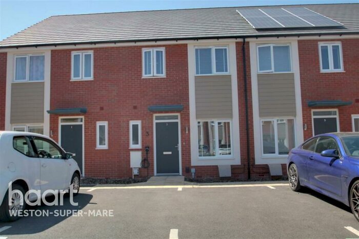 3 Bedroom Terraced House To Rent In Locking Camp, BS24