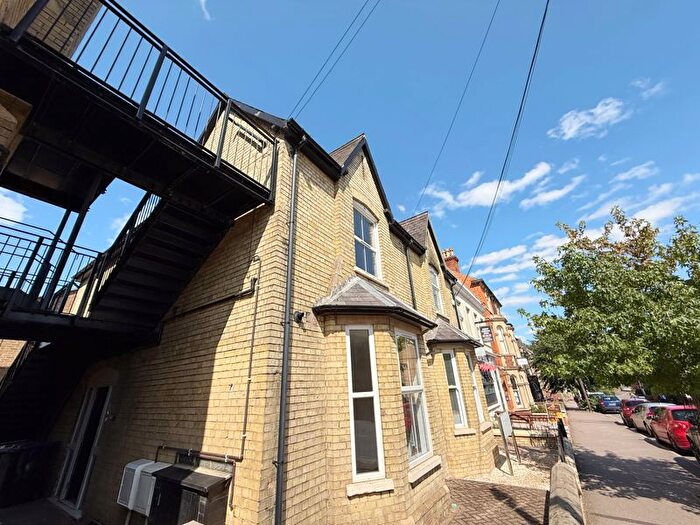 2 Bedroom Flat To Rent In Avenue Road, Grantham, NG31
