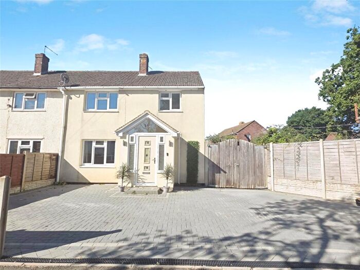 3 Bedroom House To Rent In Barncroft Way, Havant, Hampshire, PO9