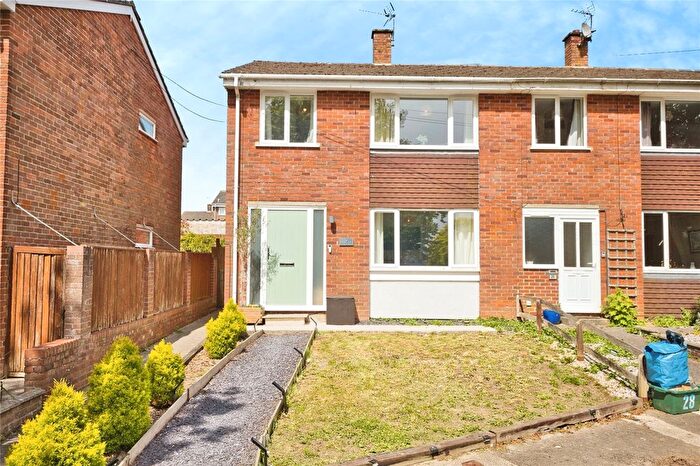 3 Bedroom End Terrace House For Sale In Abbey Road, Yeovil, Somerset, BA21