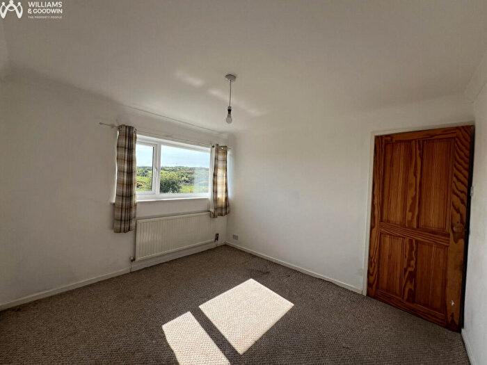 3 Bedroom Semi-Detached House For Sale In Pen Y Cefn, Amlwch, Anglesey, LL68