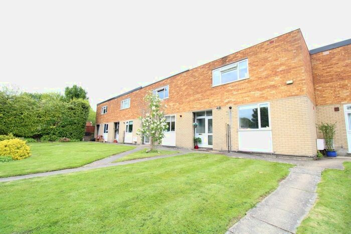 3 Bedroom Terraced House To Rent In Reigate, Surrey RH2