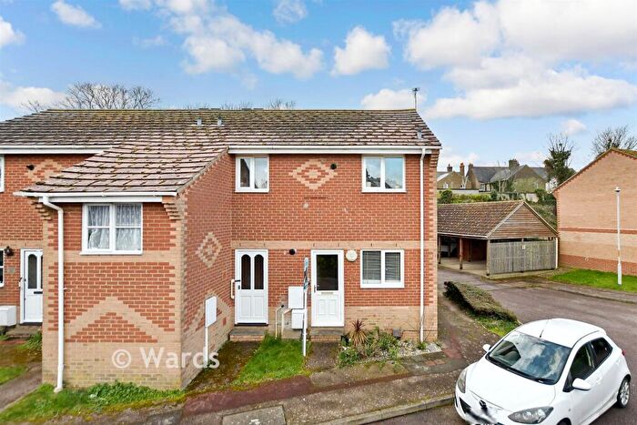 1 Bedroom Flat For Sale In Naylands, Margate, Kent, CT9